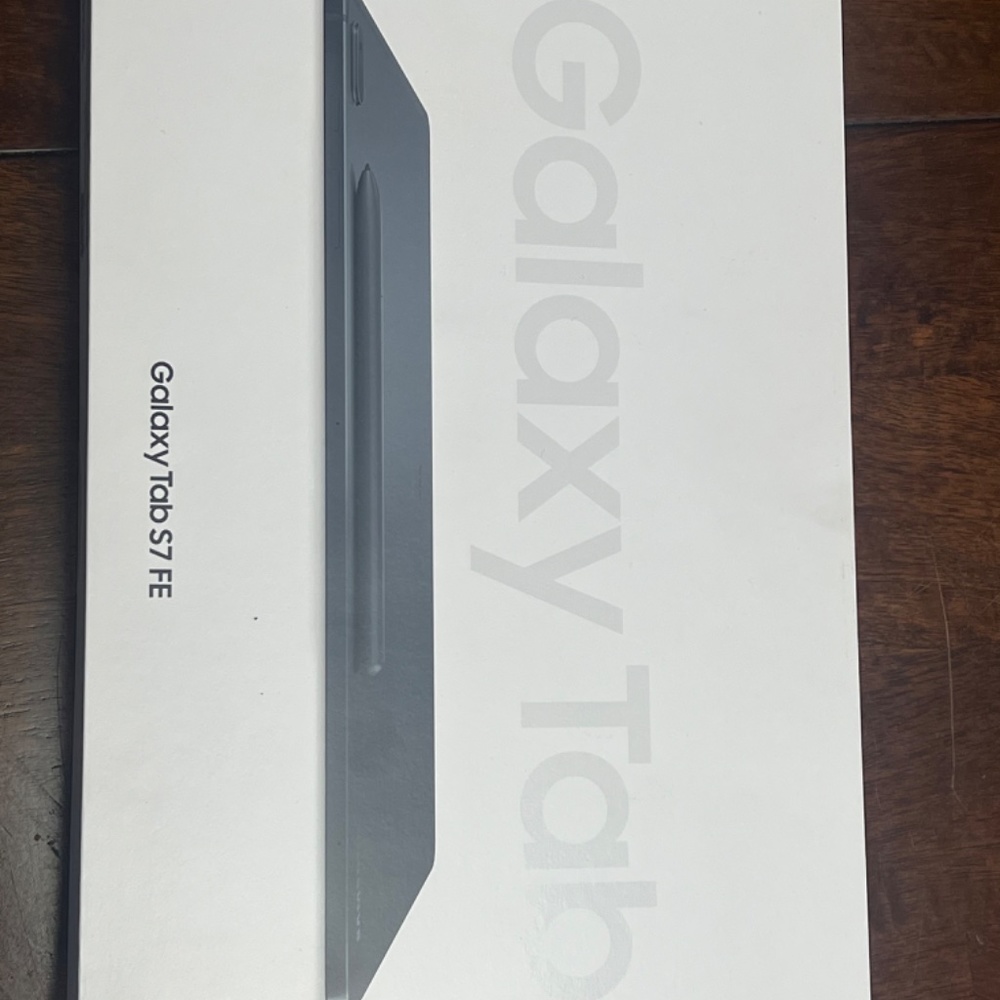 Galaxy tab - Picture 2 of 4